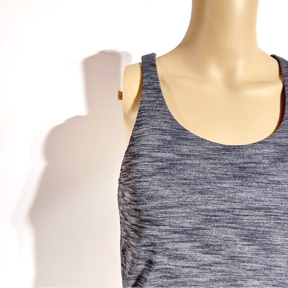 Lululemon Moment To Movement 2-In-1 Tank In Heathered Black / Black Size 4 - Picture 3 of 10